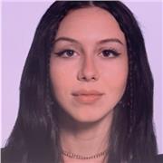 Diplomata in ragioneria con 96 e laurea in corso in Marketing e comunicazione, offre ripetizioni in italiano o a richiesta in altre materie per ragazzi o bambini